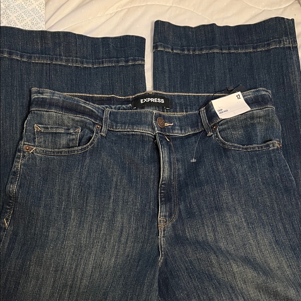 Express Women's Indigo Boot Cut Crop Jeans 12